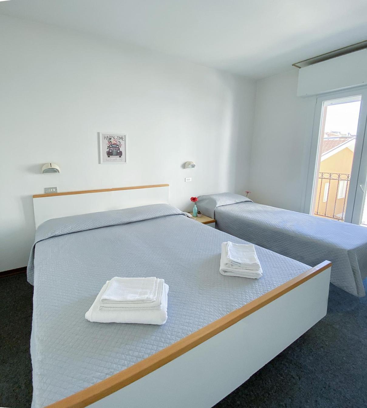 Hotel Berlino Cattolica Pokoj fotografie
